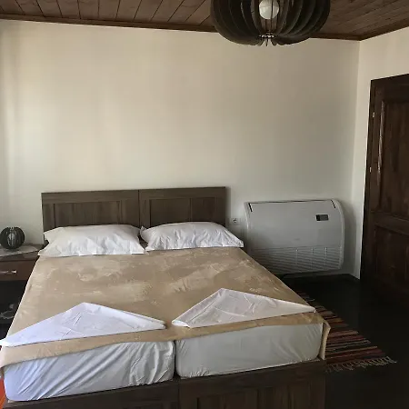 Vera 4*